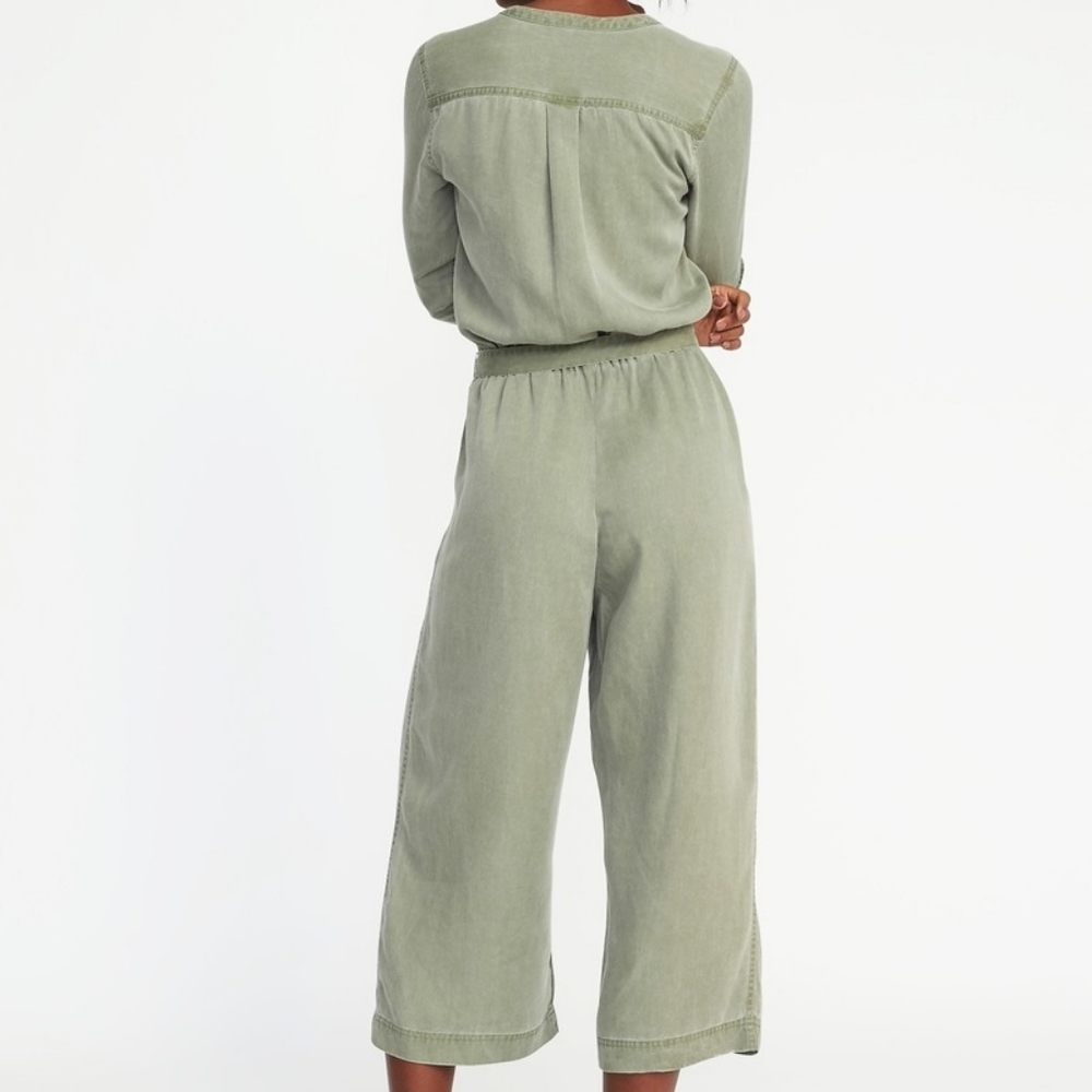 Old Navy Tie-Belt Waist-Defined Tencel Utility Jumpsuit - Picture 4 of 9